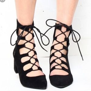 Matisse Sonia Lace Up Heel